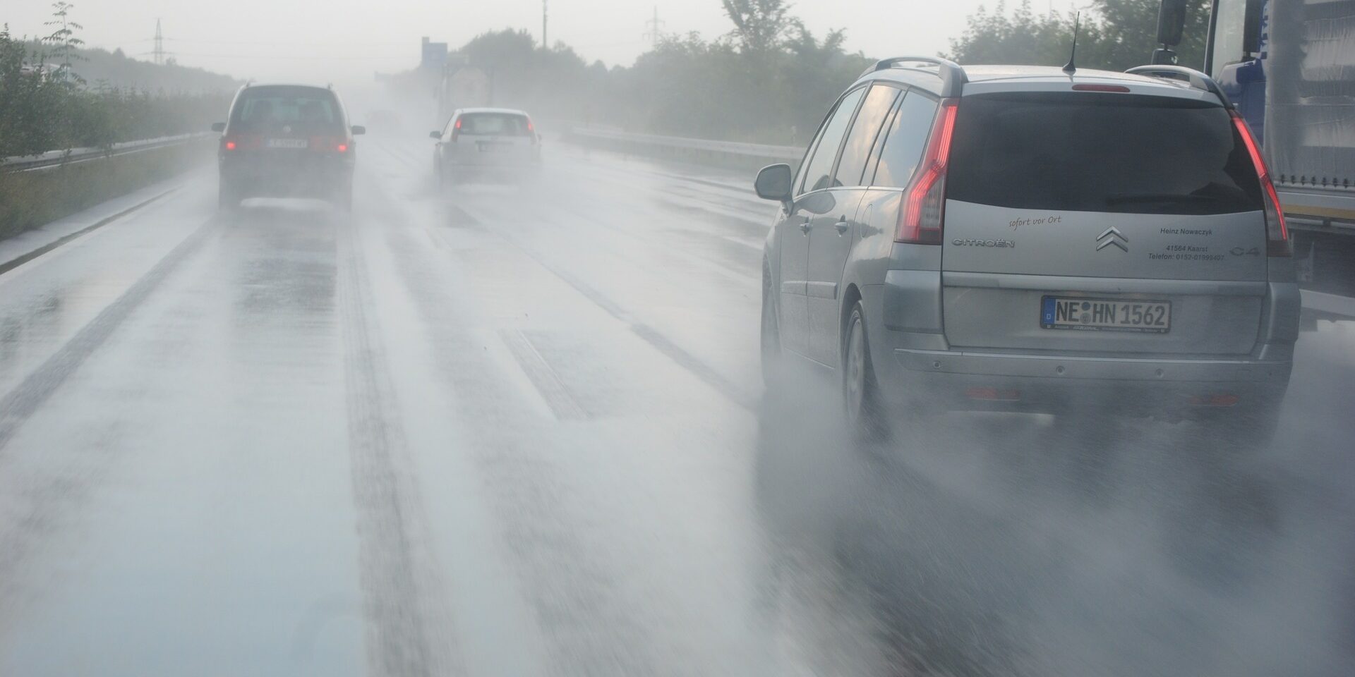 hydroplaning-397360_1920 rijschool tilburg