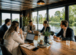 overleg op het water in moderne ruimte